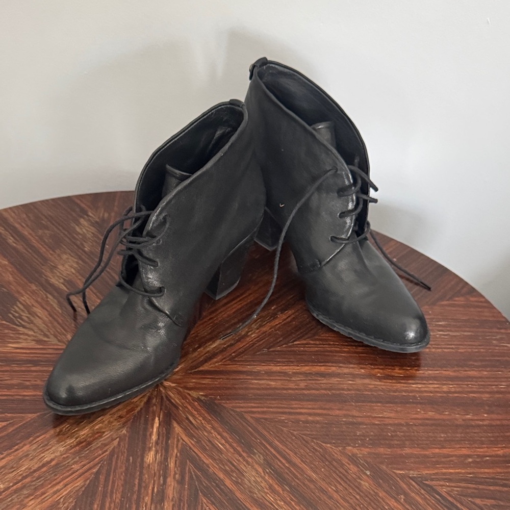 Stuart Weitzman Black Lace-Up Boots